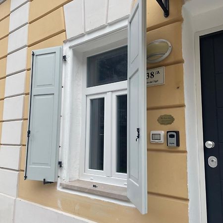 Appartamento The Lime Tree Cozy Flat Riva del Garda Esterno foto